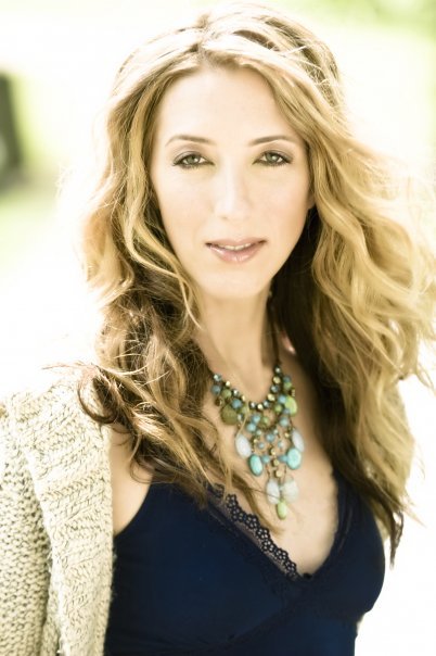 Artist Profile Victoria Banks Pictures